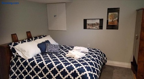 Cozy Suite in Milton ON Keyless Entry No Pets - Entire Place — pet daycare & boarding in Milton