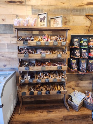 Call of the Wild - Raw & Natural Pet Food — pet store in Burlington (photo 2)